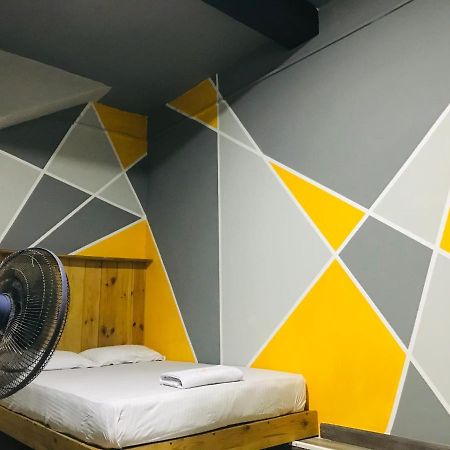 Alina Budget Hotel Kaduwela Eksteriør bilde