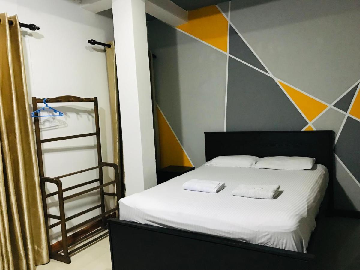 Alina Budget Hotel Kaduwela Eksteriør bilde