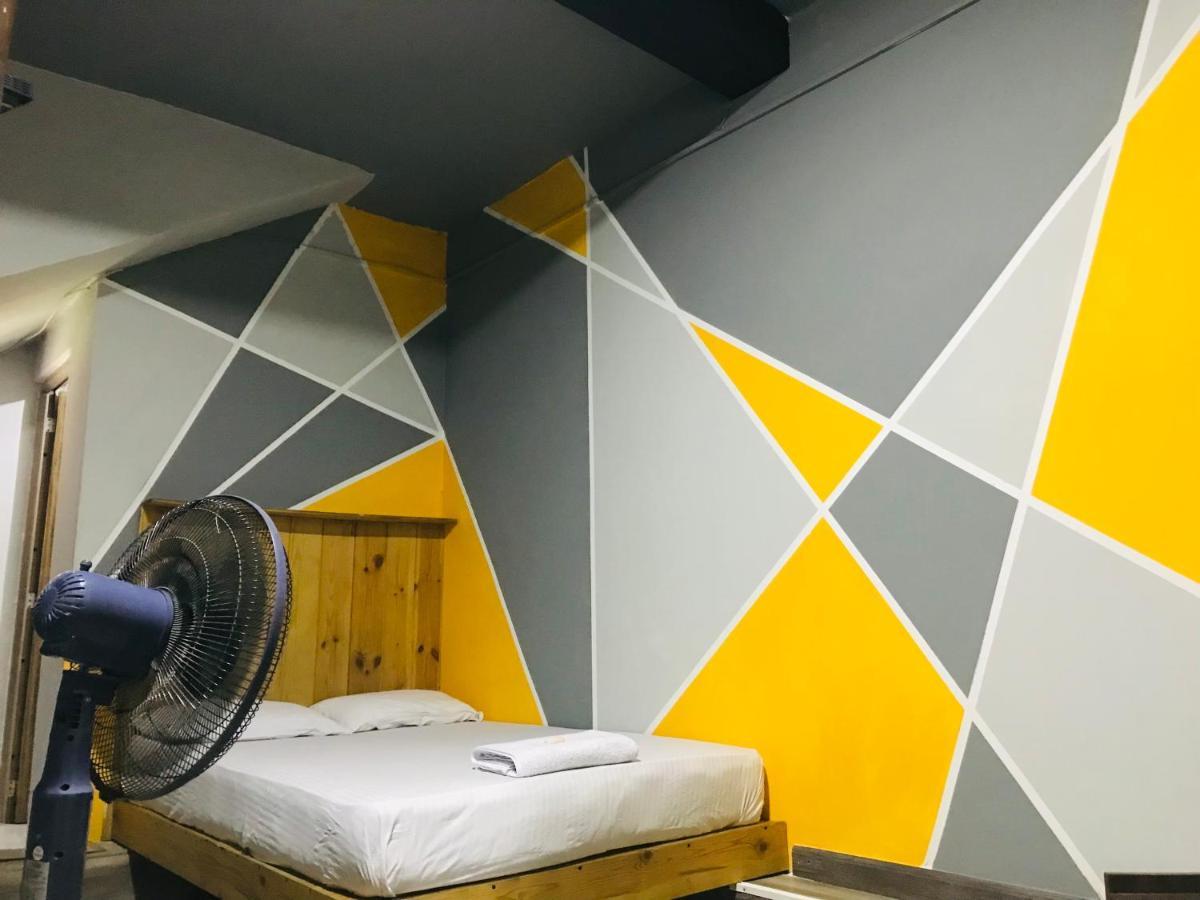 Alina Budget Hotel Kaduwela Eksteriør bilde