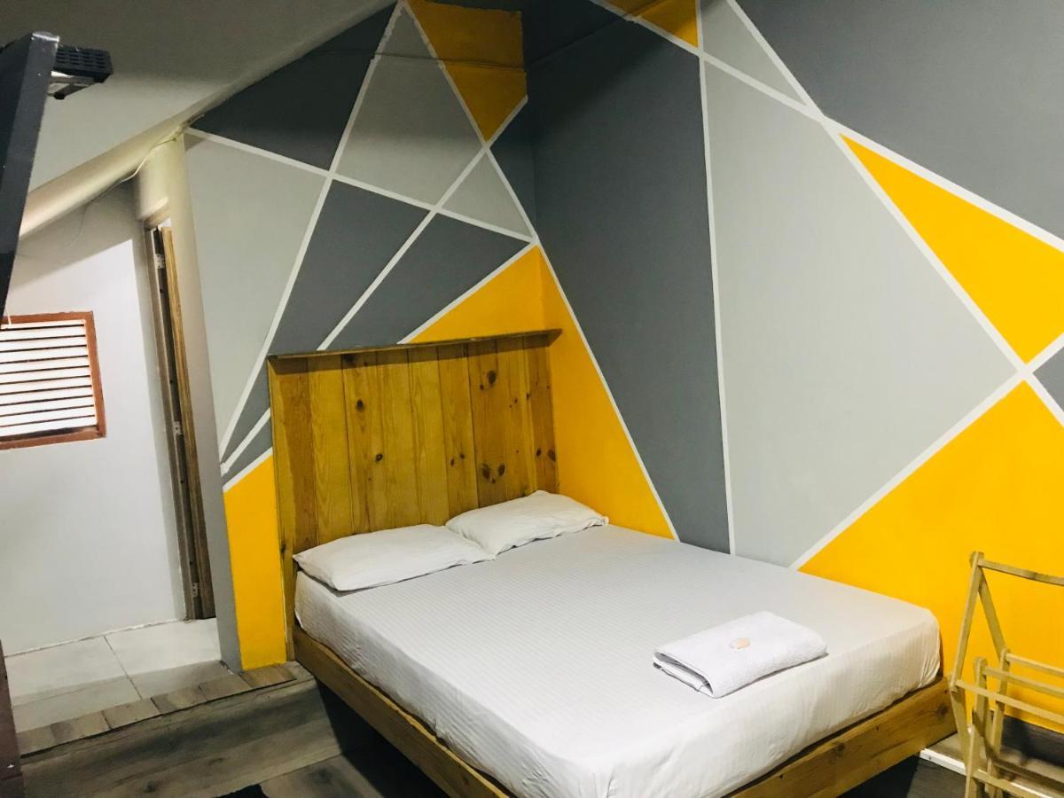 Alina Budget Hotel Kaduwela Eksteriør bilde